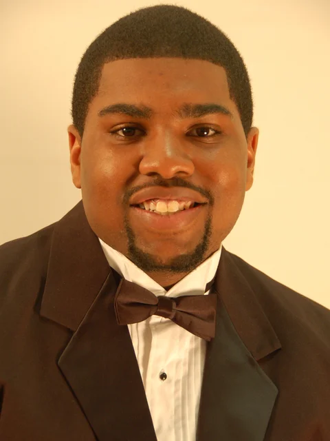 Professional headshot of Miles Hinson, Beautillion Leadership Academy Class of 2009.