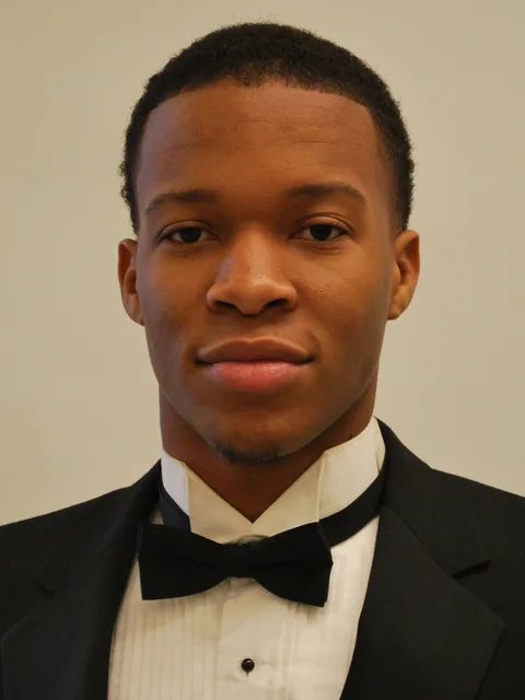 Professional headshot of Durell Robinson, Beautillion Leadership Academy Class of 2013.