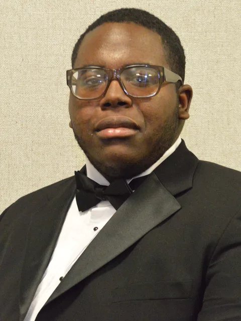 Professional headshot of Kierre Fenderson, Beautillion Leadership Academy Class of 2017.