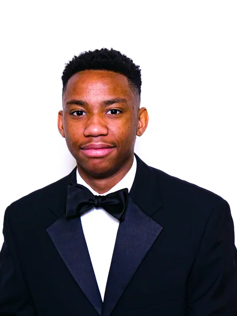 Professional headshot of Elijah Davis, Beautillion Leadership Academy Class of 2019.