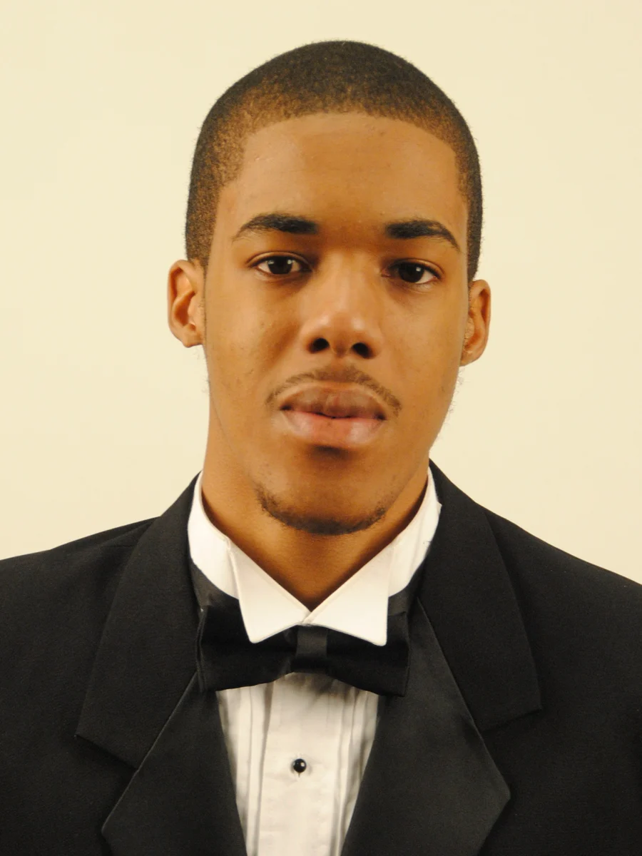 Professional headshot of Rashon Bennett, Beautillion Leadership Academy Class of 2011.
