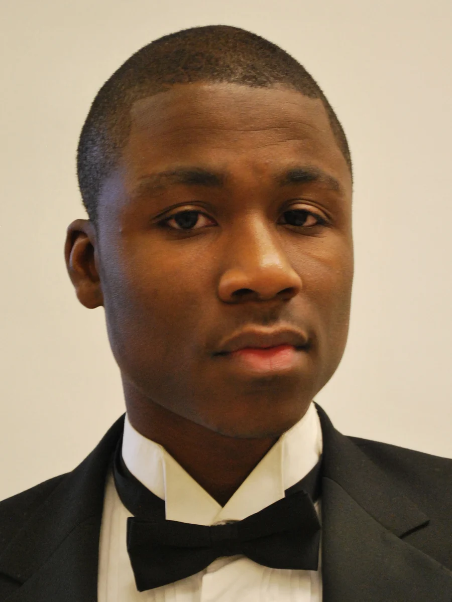 Professional headshot of Raymond Richards, Beautillion Leadership Academy Class of 2013.