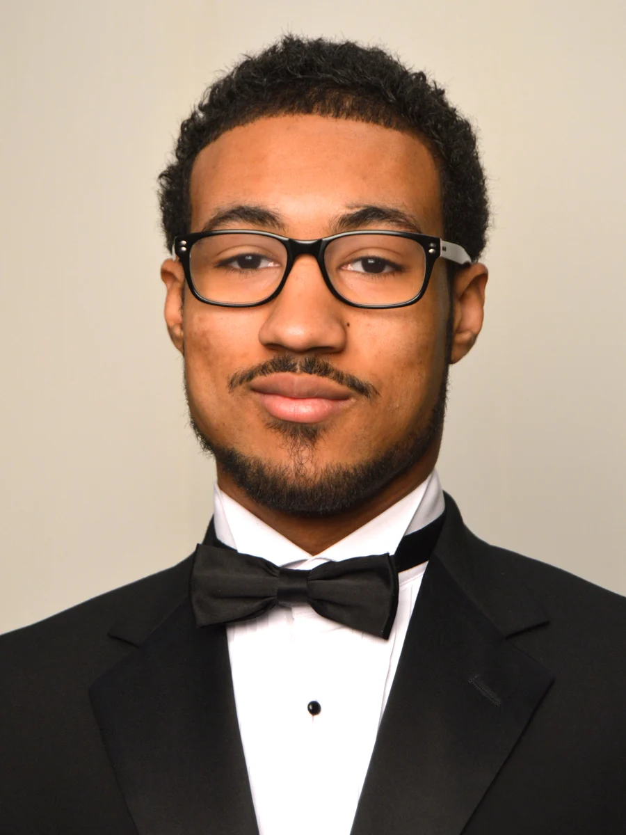 Professional headshot of Jonathan Thomas, Beautillion Leadership Academy Class of 2015.